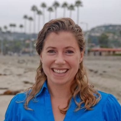 Headshot of Alyson Fleming